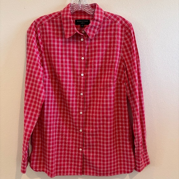 Banana Republic Women's Classic Fit Long Sleeve SZ S Red White PlaidButton Down - Picture 1 of 9